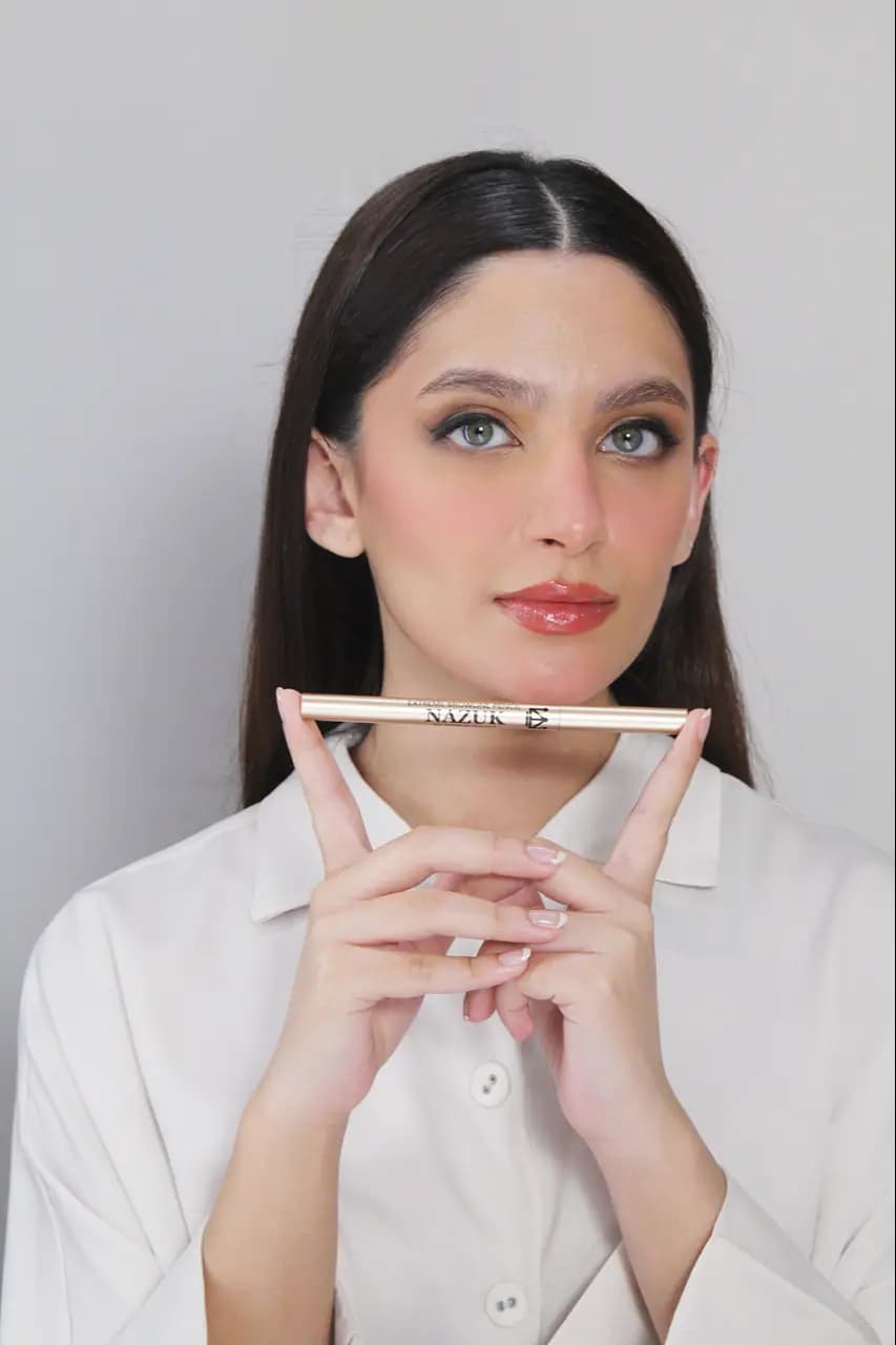 Brown Eyebrow pencil Light
